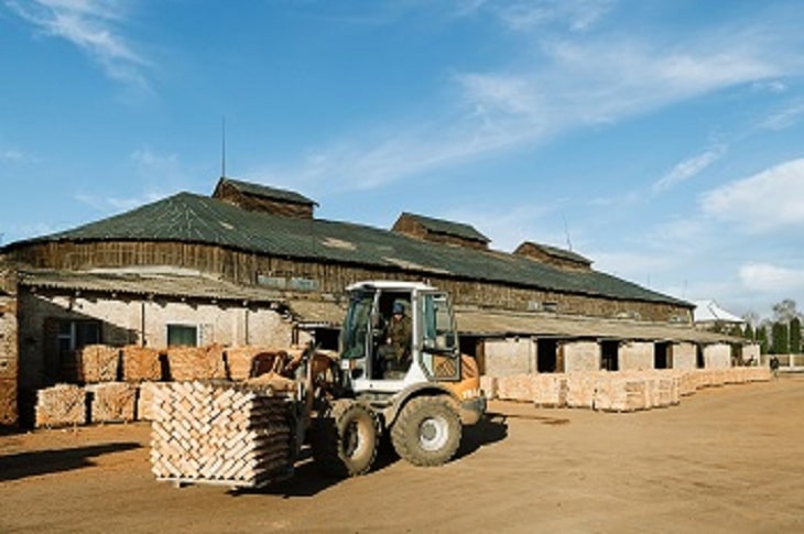 придбати цеглу